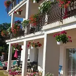 Adriana F. Apartament